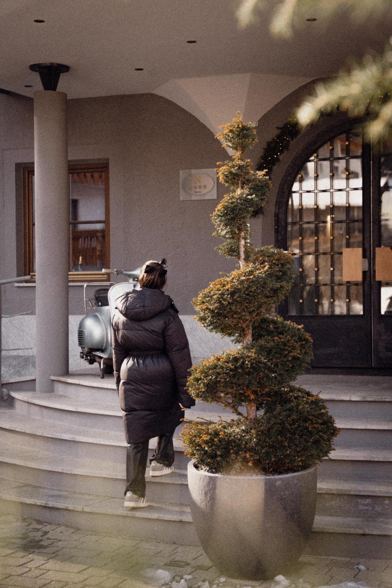 Anett Hotel Випитено Экстерьер фото